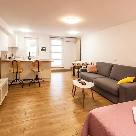 Apartament & 'the Roots Near Pula, Istria, Croatia *